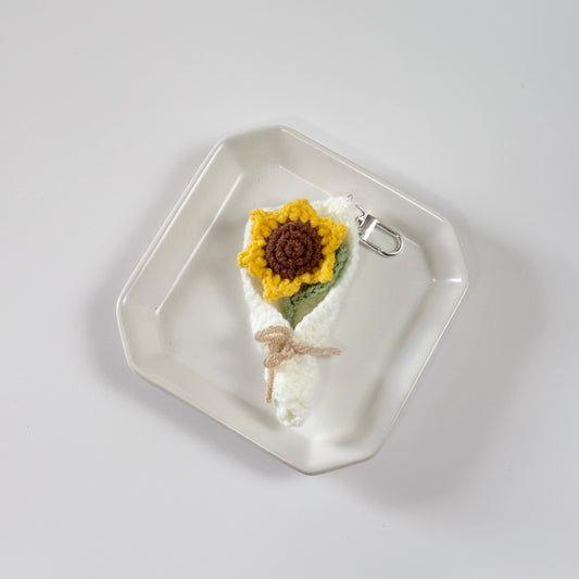 teeny tiny bouquet keychain — sunflower